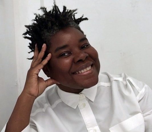 Artista eroe, il Potere Artista eroe, il Potere