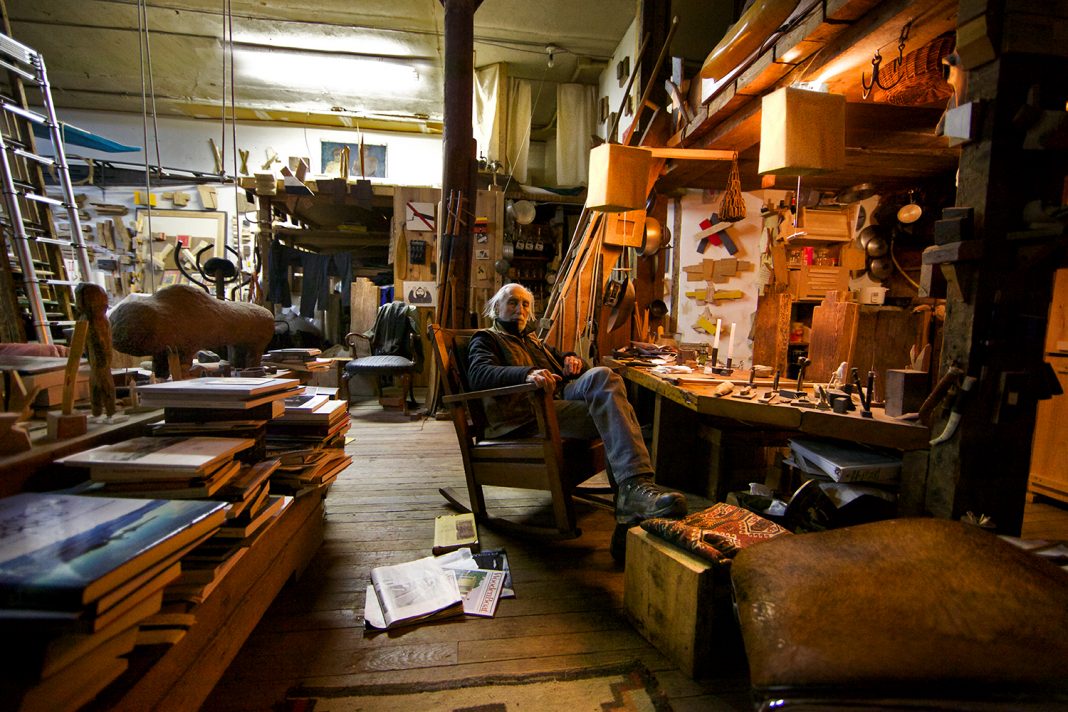 Richard Nonas— Continental Drifthttps://www.exibart.com/repository/media/formidable/11/img/6ad/Richard-Nonas-in-his-studio-New-York-2012-ph-Jan-Meissner-1068x712.jpg