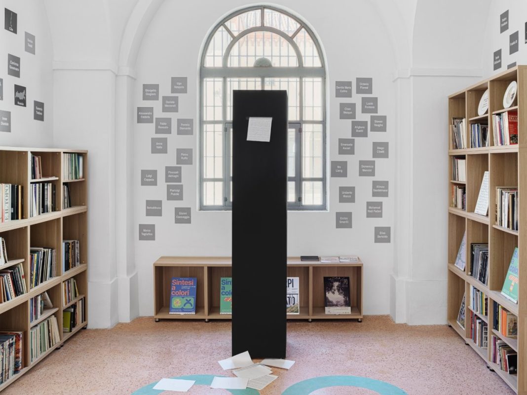 Tracciando il sentiero. Arte, ambiente e visioni del futurohttps://www.exibart.com/repository/media/formidable/11/img/6ae/Tracciandoilsentiero_DSC2727_FrancescoPuppo-1068x801.jpg