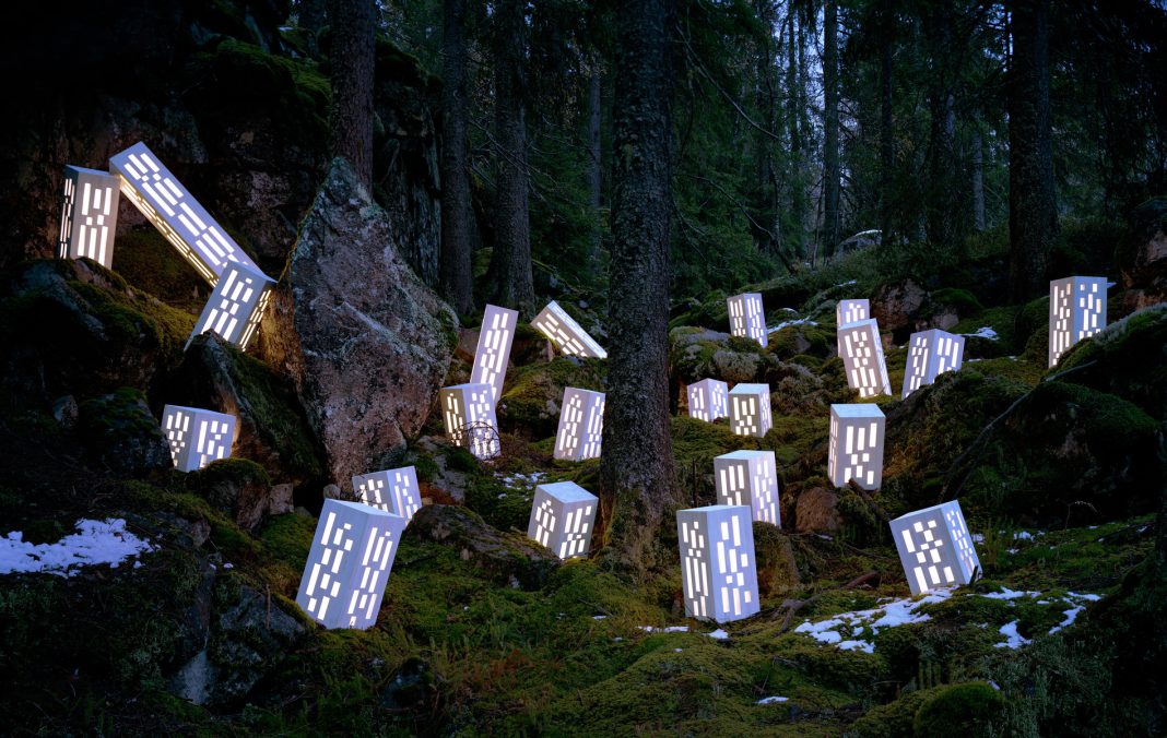 Rune Guneriussen- Lights go outhttps://www.exibart.com/repository/media/formidable/11/img/6c0/014_Comprehensievly_thorough_concern_of_stupidity-100x-158-cm-1068x676.jpg