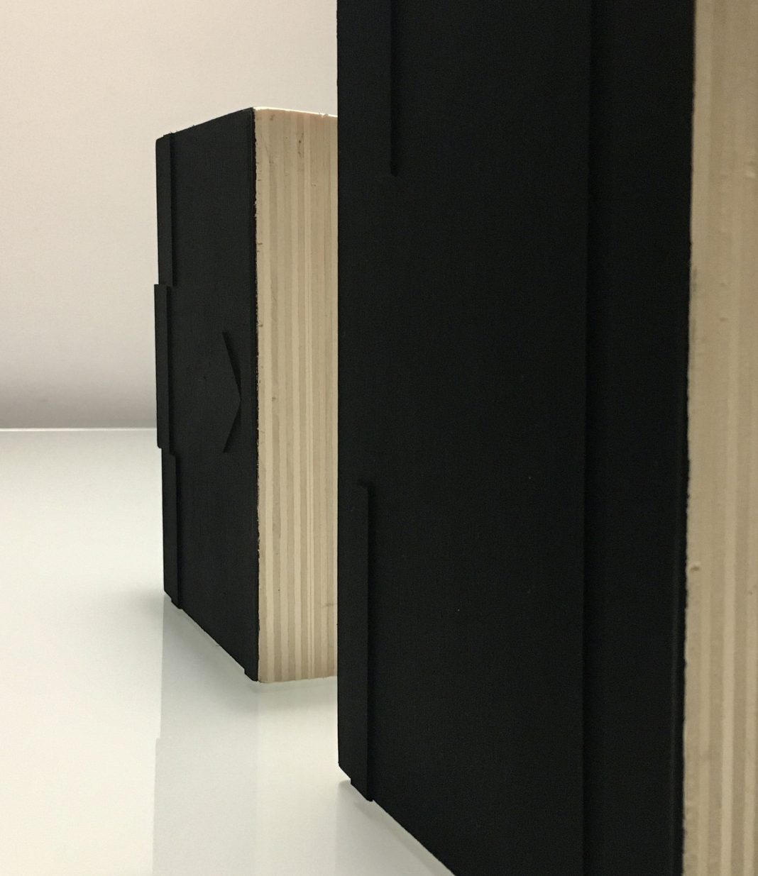 Stefano Paulon – Grammature dell’invisibilehttps://www.exibart.com/repository/media/formidable/11/img/6fc/Stefano-Paulon2-1068x1235.jpg