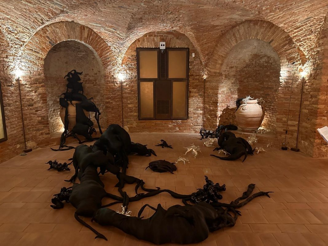 Glasstress Vicenza: A Selectionhttps://www.exibart.com/repository/media/formidable/11/img/703/marya-Kazoun-1-1068x801.jpg