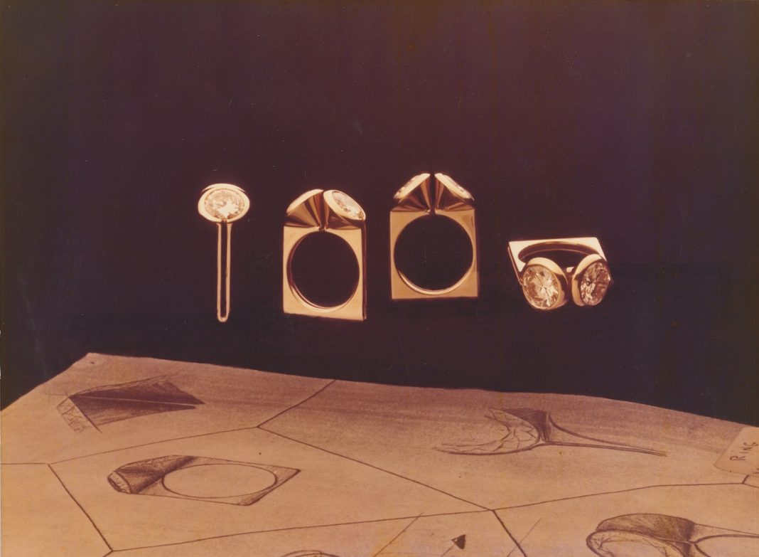 IL SECOLO D’ORO DI SCAVIA – Una bellezza che incantahttps://www.exibart.com/repository/media/formidable/11/img/765/02_Anello-Due-Coni-1068x783.jpeg