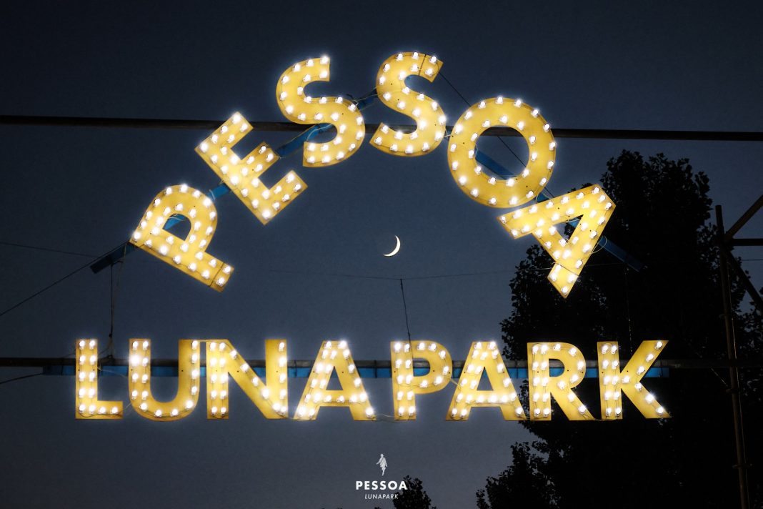 Pessoa Luna Parkhttps://www.exibart.com/repository/media/formidable/11/img/7b5/Pessoa-Luna-Park-1-1068x712.jpeg