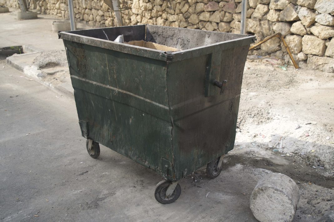 Emily Jacir – Not so long as the nighthttps://www.exibart.com/repository/media/formidable/11/img/802/Emily-Jacir-zbala-2019-archival-pigment-print-101x152-cm-courtesy-Galleria-Peola-Simondi-1068x712.jpg