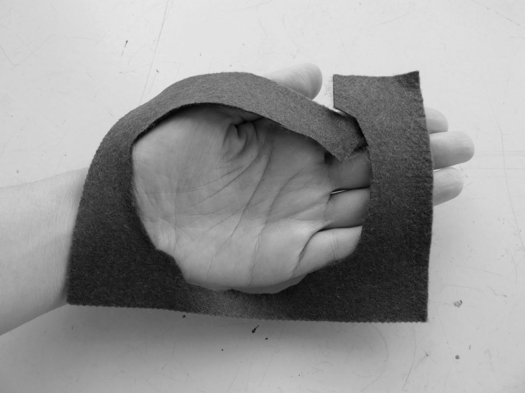 Vlatka Horvat / Tim Etchells – Same River Twicehttps://www.exibart.com/repository/media/formidable/11/img/81b/foto-1068x801.jpg