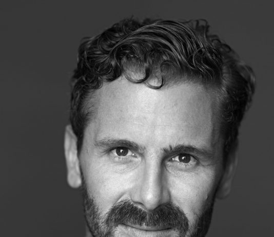 Frank Hesse – It Takes Two