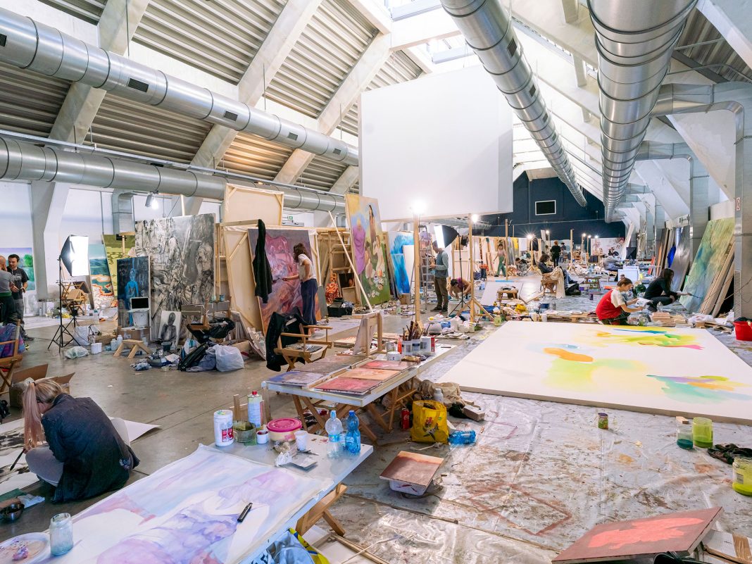 Venice Art Weekhttps://www.exibart.com/repository/media/formidable/11/img/839/15.-Extra-Ordinario-Workshop-2022-Vulcano-Agency-ph.-Nico-Covre-1068x801.jpg