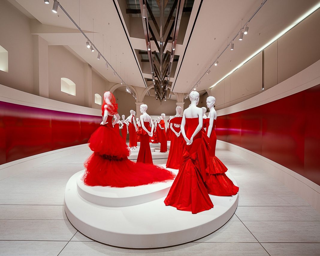 PM23, moda e architettura per spazio culturale Fondazione Valentino Garavani e Giancarlo Giammettihttps://www.exibart.com/repository/media/formidable/11/img/8a5/IMG_6229-1068x854.jpeg