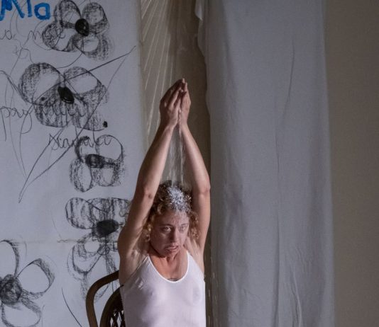 Alessia D’Errigo – Granada Solitaria / Corpus