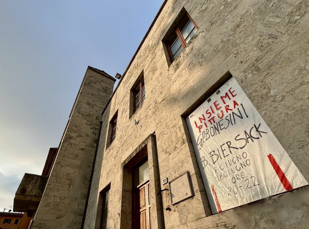 Gian Paolo Bonesini / Bertram Biersack – Insiemehttps://www.exibart.com/repository/media/formidable/11/img/8de/Bonesini-Biersack-INSIEME_Galleria-Spaziografico_0-1068x791.jpg