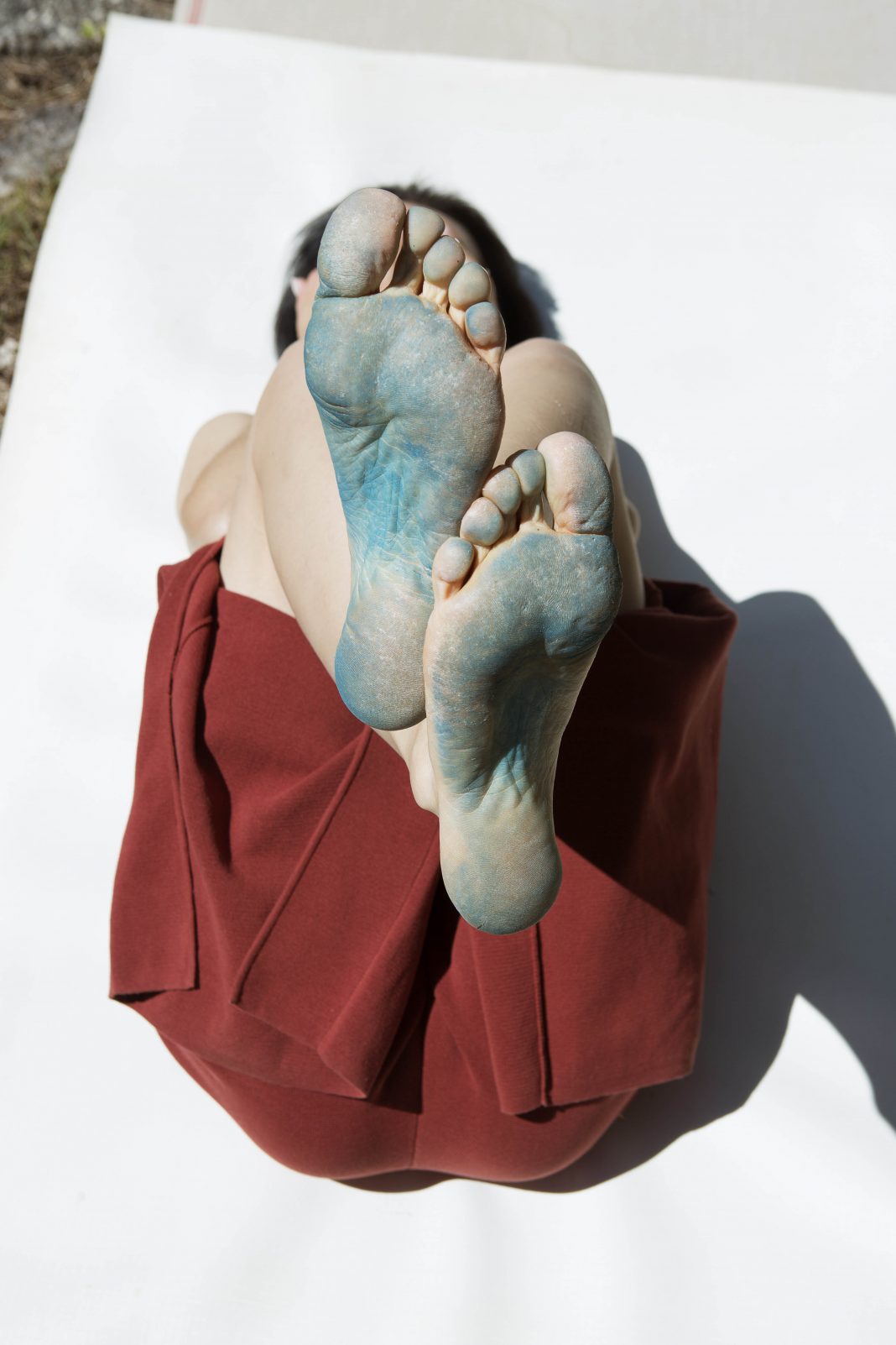 Viviane Sassen – This Body Made of Stardusthttps://www.exibart.com/repository/media/formidable/11/img/8f2/1-2-copia-1068x1602.jpg