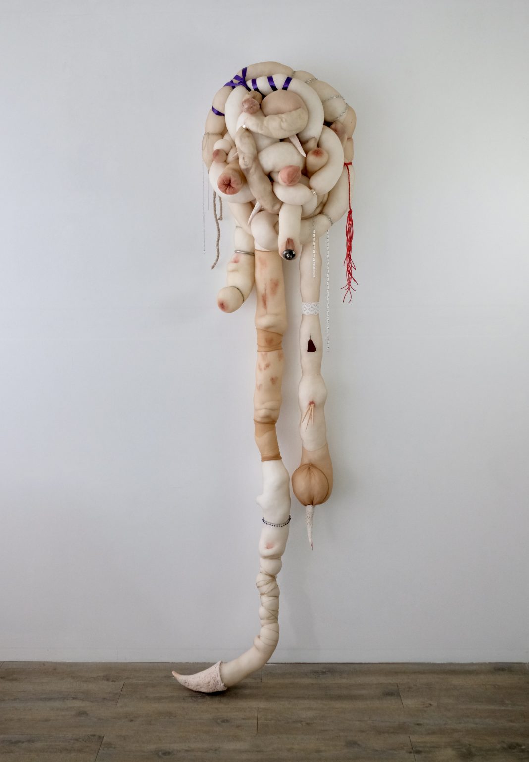 Strani Corpi Stranierihttps://www.exibart.com/repository/media/formidable/11/img/8fe/DSCF4083-1068x1537.jpg