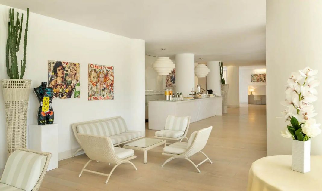 Turismo e cultura si incontrano in Versilia:  al via il Versilia International Art Festival 2025https://www.exibart.com/repository/media/formidable/11/img/906/9d1ba75e-bc4d-4008-990b-0f9db88a7c99-1068x635.jpg