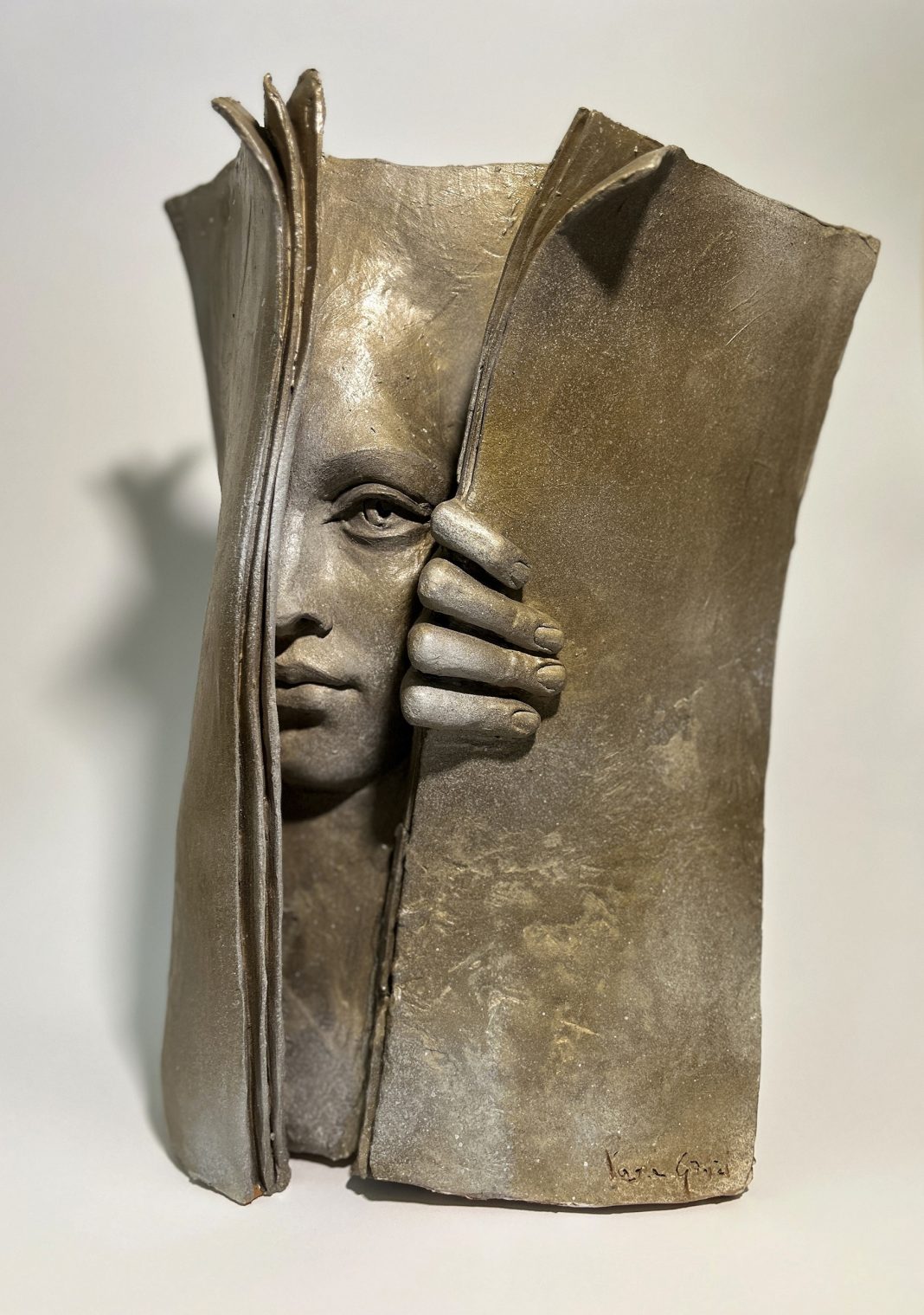 Paola Grizi – Echoeshttps://www.exibart.com/repository/media/formidable/11/img/918/boundless-rid-rid-1068x1519.jpg