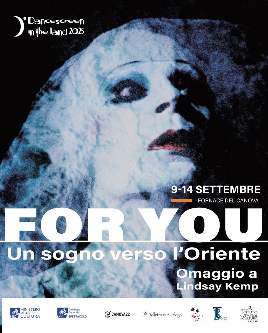 Lindsay Kemp – For you! Un sogno verso l’Oriente,  Viaggio sensoriale nel mondo di Lindsay Kemp danzato da Daniela Maccarihttps://www.exibart.com/repository/media/formidable/11/img/98f/WhatsApp-Image-2025-09-04-at-12.33.00-1068x1329.jpeg