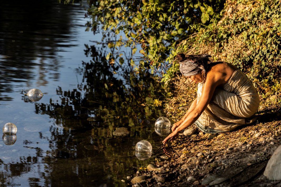 Earthink Festivalhttps://www.exibart.com/repository/media/formidable/11/img/9a8/Sinfonia-H2O-ph-Daniele-Calabretti-1068x712.jpg