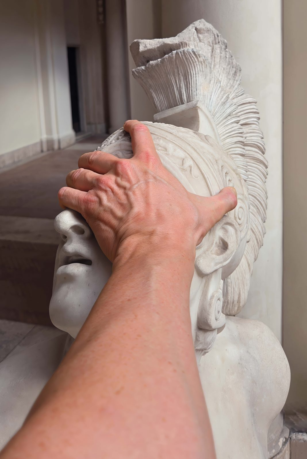 Daniele Puppi – Eh, lampu!https://www.exibart.com/repository/media/formidable/11/img/9b5/banner-v3-200dpi-AI--1068x1592.jpg