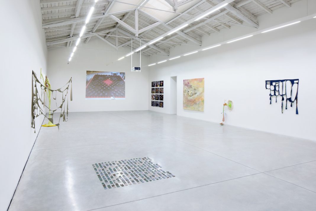 L’altra sorgentehttps://www.exibart.com/repository/media/formidable/11/img/9dc/H0A5940-1068x712.jpg