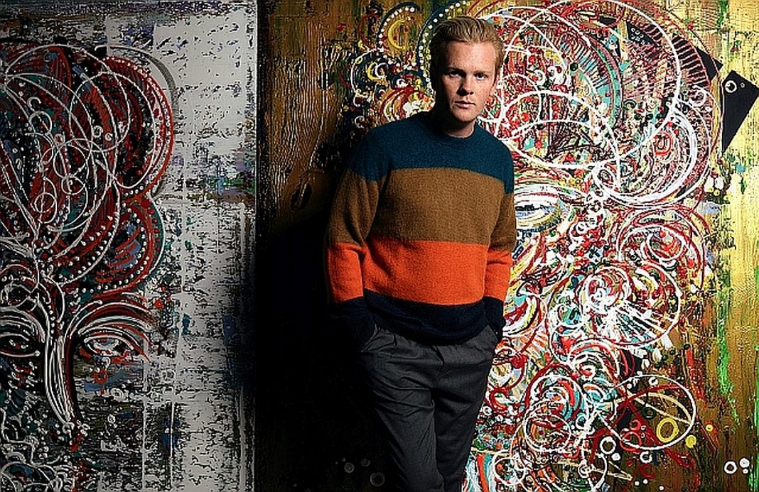 Leon Löwentraut – Leonismohttps://www.exibart.com/repository/media/formidable/11/img/9fb/Leon-Löwentraut-Fotografo-Adrian-Bedoy-diritti-dimmagine-Leon-Löwentraut-1068x693.jpg