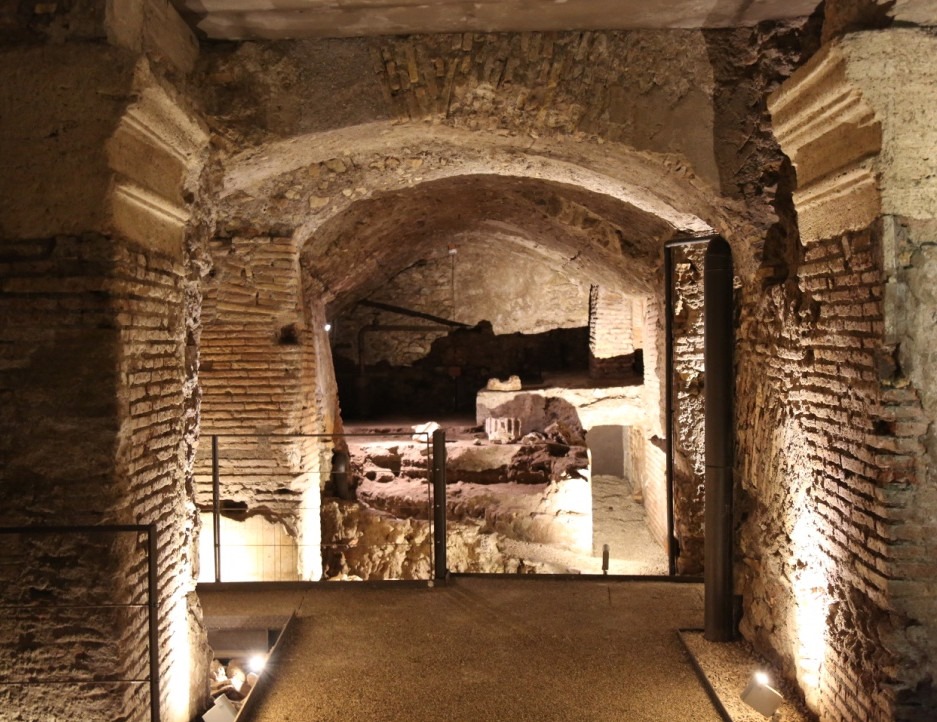 Navona50 – Notte dei Museihttps://www.exibart.com/repository/media/formidable/11/img/a01/Ecole-Francais-sotterranei.jpg