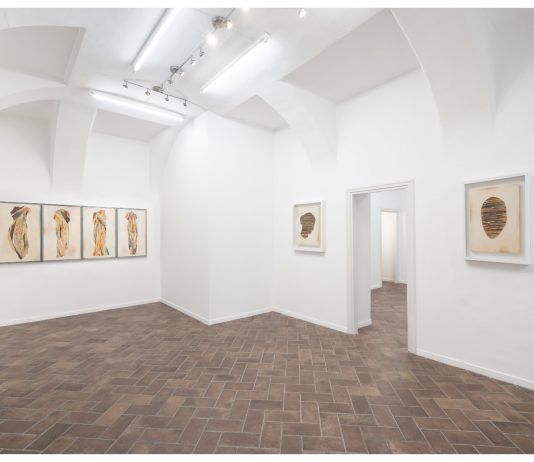 Umberto Manzo – Invisibili Trame