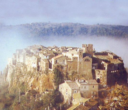 Fabriano paperSymphony in Calcata