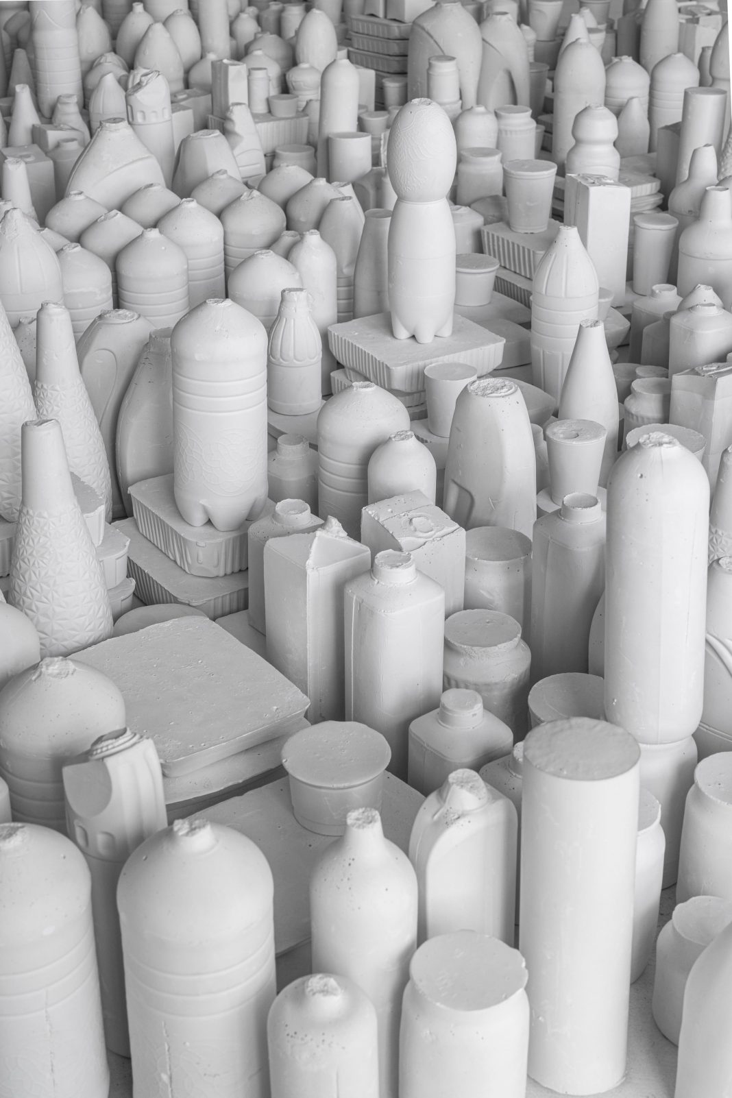 Data Storage 20.21.https://www.exibart.com/repository/media/formidable/11/img/a67/Marek-Kvetan_Data-Storage20.21-2-1068x1602.jpg