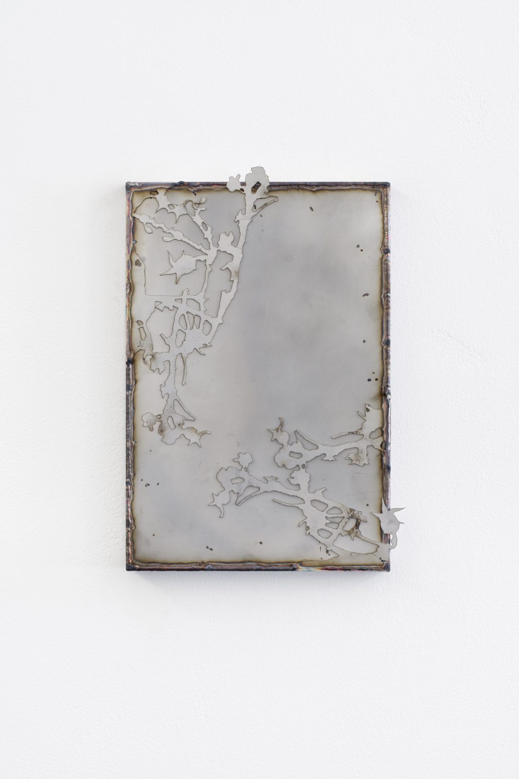 Inside Job – Breathing in the Shallowshttps://www.exibart.com/repository/media/formidable/11/img/a80/Inside-Job-Thistle-mirror-II-2020-steel-23x34x4cm-courtesy-of-the-artists-and-eastcontemporary-1068x1602.jpg
