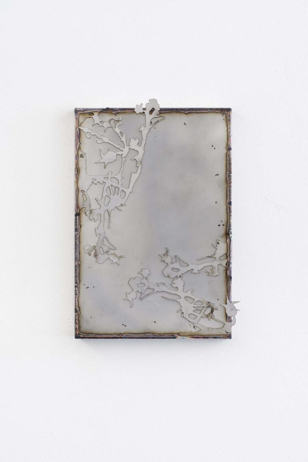 Inside Job – Breathing in the Shallowshttps://www.exibart.com/repository/media/formidable/11/img/a80/Inside-Job-Thistle-mirror-II-2020-steel-23x34x4cm-courtesy-of-the-artists-and-eastcontemporary-1068x1602.jpg