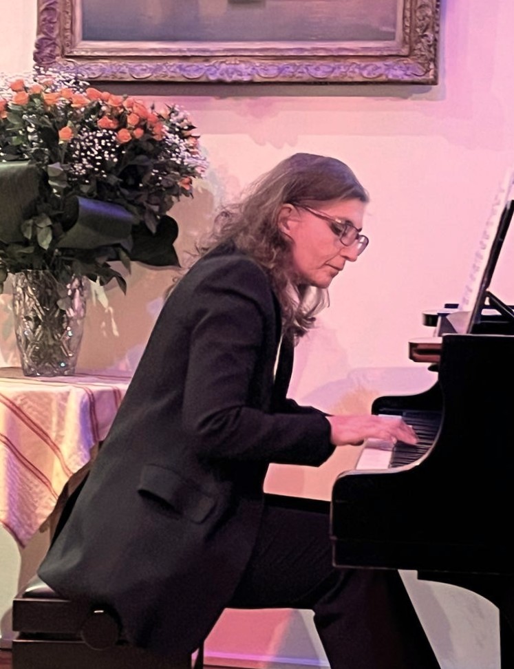 Il pianoforte per i giovani in Fondazione Pasquinellihttps://www.exibart.com/repository/media/formidable/11/img/ac0/Ani-Martirosyan2.jpeg