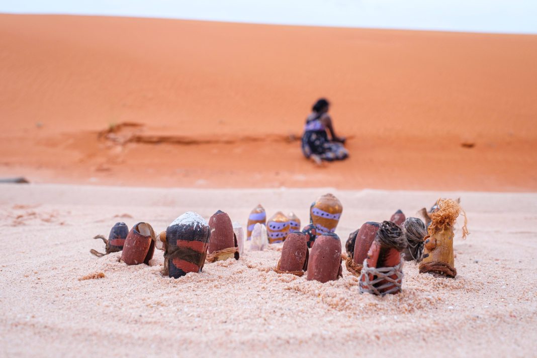 Repatriates Collective – Tide of Returnshttps://www.exibart.com/repository/media/formidable/11/img/adc/2_25Mar454-1-1068x712.jpg