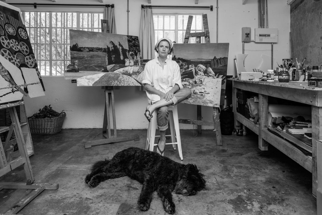 Katharien De Villiers – Echo Me / Here I am / Ecco Mihttps://www.exibart.com/repository/media/formidable/11/img/b05/KATHARIENDV_PORTRAITS_LR_20-1068x713.jpg