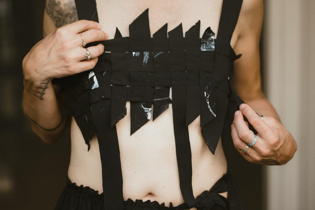 Alexandra Marie – Sotto Scrittohttps://www.exibart.com/repository/media/formidable/11/img/b15/SottoScritto-1068x712.jpeg