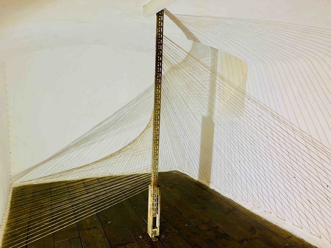 Daniel Moná – Invisibilihttps://www.exibart.com/repository/media/formidable/11/img/b57/DanielMona_ChiassoPerduto-lr-1068x801.jpg