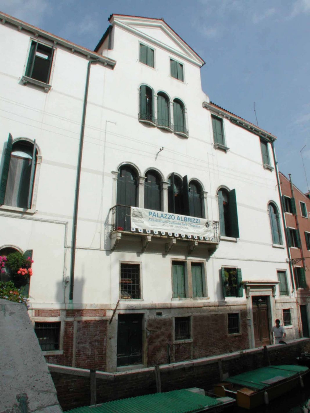 Il Cantico delle Creaturehttps://www.exibart.com/repository/media/formidable/11/img/b6e/FB_IMG_1761839756359-1068x1424.jpg