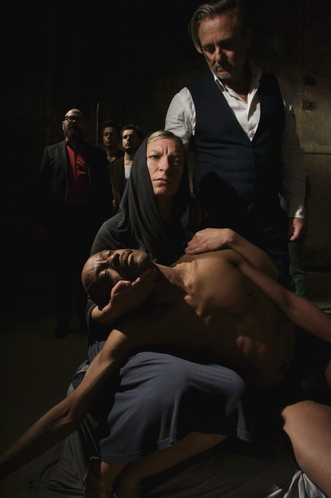 14 EMOTIONS/Allegoria Via Dolorosahttps://www.exibart.com/repository/media/formidable/11/img/b8a/Klaus-Verscheure-Video-Sill-2-da-14-Emotions-Via-dolorosa-2013-1068x1607.jpg