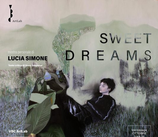 Lucia Simone – Sweet Dreams