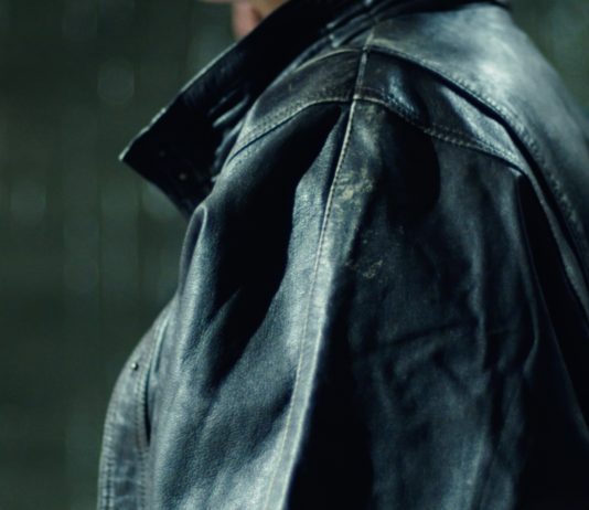 Armando Andrade Tudela – Cerco