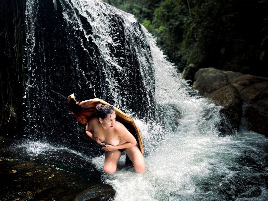 Amber Kuang – In bilico  臨界的平衡https://www.exibart.com/repository/media/formidable/11/img/bc7/Amber_2-1068x801.jpeg