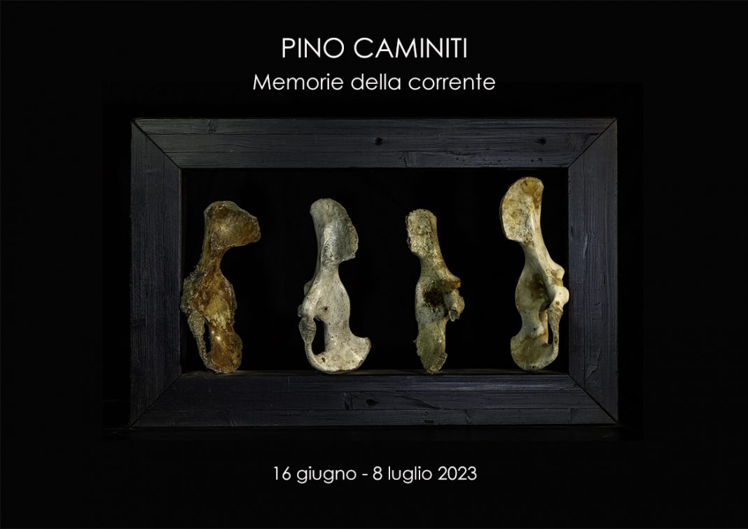 Pino Caminiti – Memorie della correntehttps://www.exibart.com/repository/media/formidable/11/img/be2/esterno-depliant-caminiti-nuovo.-pdf-copia-1068x756.jpg