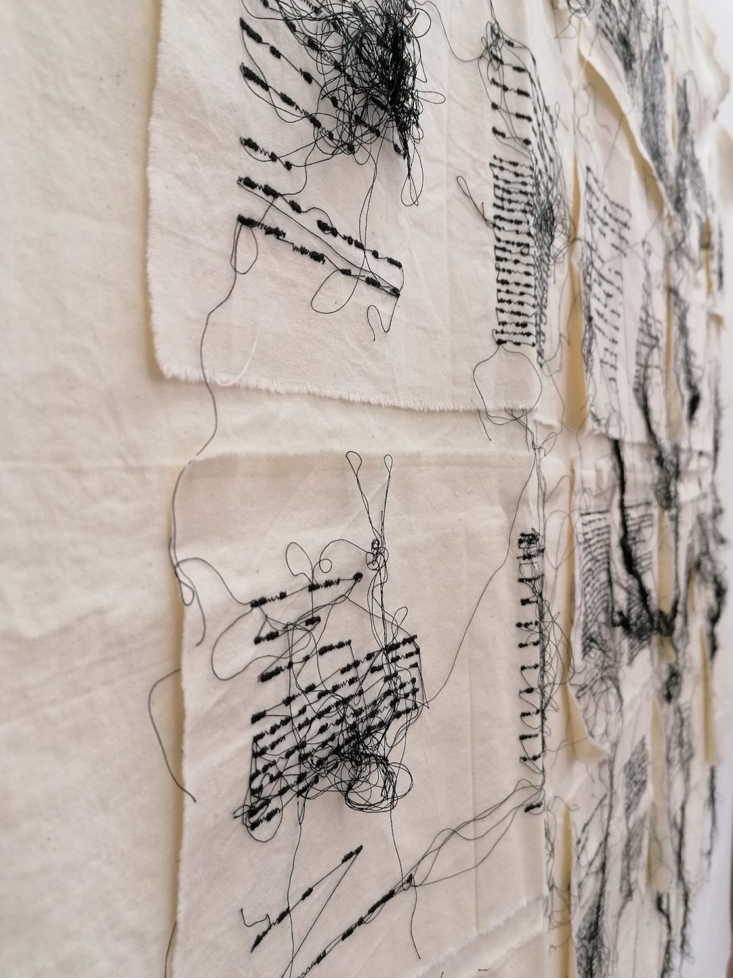 Dadamaino e Maria Lai. Trovare l’ignotohttps://www.exibart.com/repository/media/formidable/11/img/c07/IMG_20211210_193030_resized_20211211_112926382-1068x1425.jpg