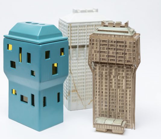 L’architetto Enrico Peressutti e gli amici artisti L’architetto Enrico Peressutti e gli amici artisti