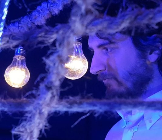 Al Teatro Serra, la guerra delle correnti di Edison e Tesla