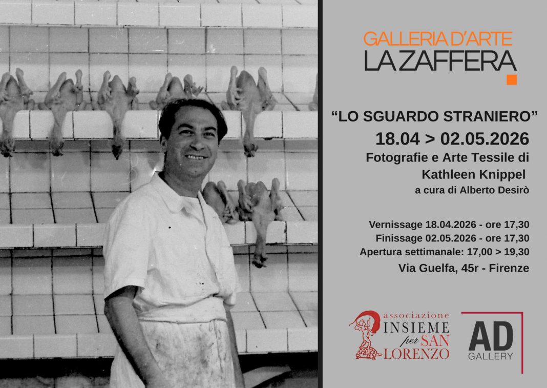 Lo Sguardo Straniero – Fotografie e Arte Tessile di Kathleen Knippelhttps://www.exibart.com/repository/media/formidable/11/img/cbe/Cartolina-invito-lo-sguardo-straniero-2-1068x757.jpg