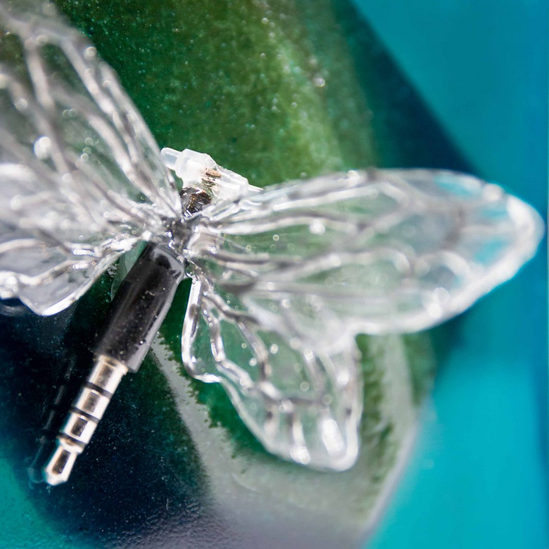 Chiara Fantaccione – Melancholiahttps://www.exibart.com/repository/media/formidable/11/img/d05/Chiara-Fantaccione-A-bug-is-a-bug-is-a-bug-detail-variable-dimension-epoxy-resin-and-electronic-components-courtesy-of-the-artist-P-1068x1068.jpg