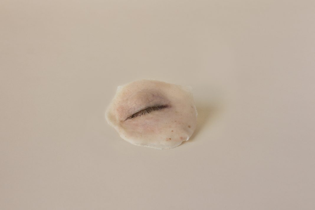 Sara Davide / Francesco Gaviano / Grace Martella / Matteo Ribet – PELLEhttps://www.exibart.com/repository/media/formidable/11/img/d07/©-Sara-Davide_autoritratto-2020-detail-1_10-1068x712.jpg