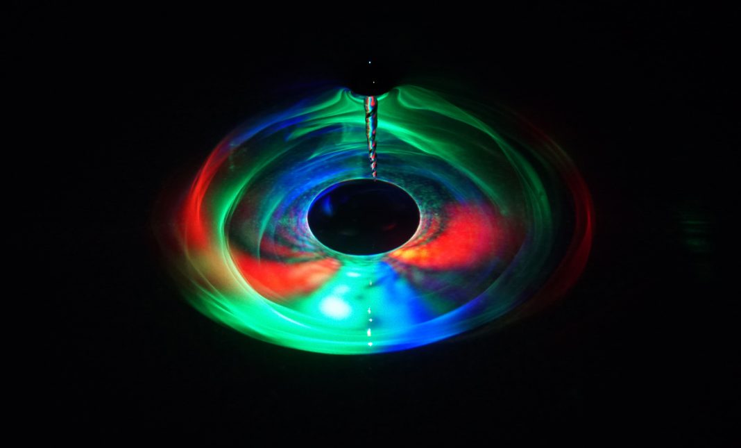 Evelina Domnitch / Dmitry Gelfand – Orbihedronhttps://www.exibart.com/repository/media/formidable/11/img/d19/Orbihedron-1-1068x645.jpg