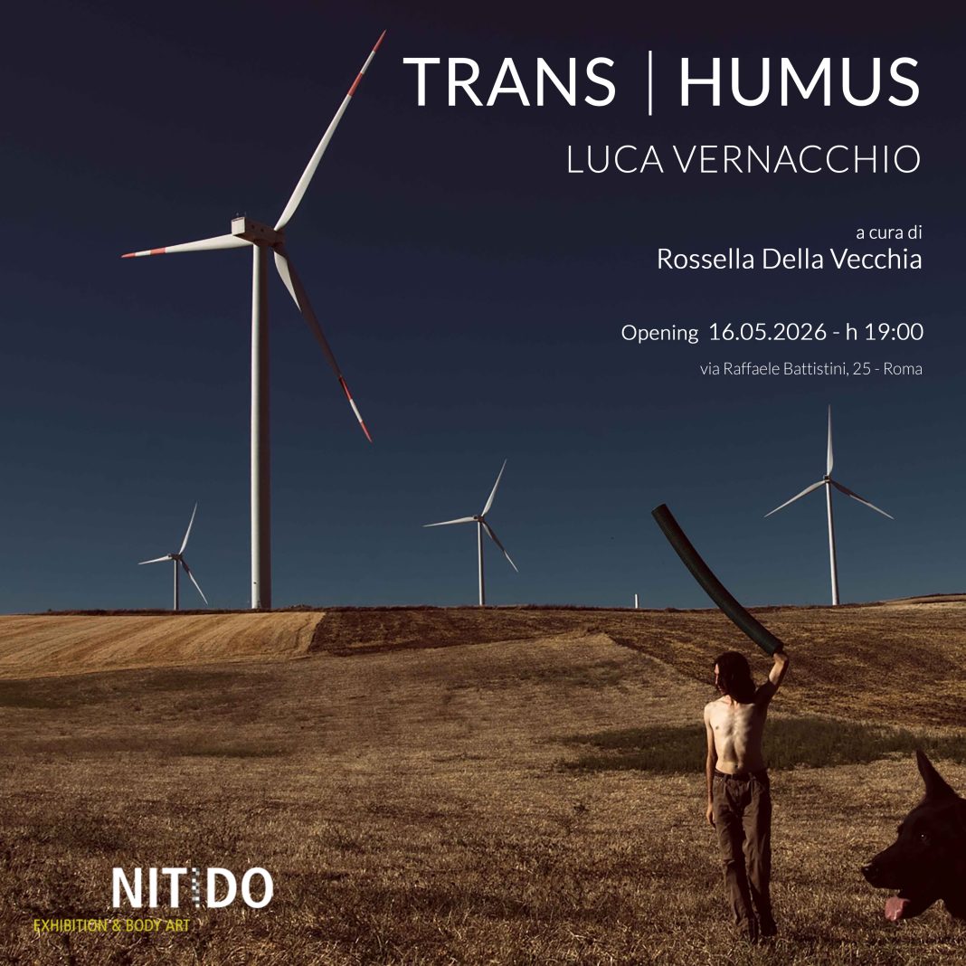 Luca Vernacchio – TRANS I HUMUShttps://www.exibart.com/repository/media/formidable/11/img/d68/TRANS-HUMUS-_-locandina-quadrata-1068x1068.jpg