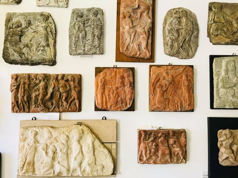 Giornate Nazionali Case della Memoriahttps://www.exibart.com/repository/media/formidable/11/img/d7b/bassorilievi.jpg